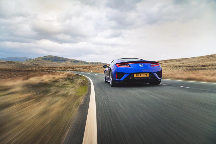  Honda NSX 2016 года  (UK) (фото 66 из 120)